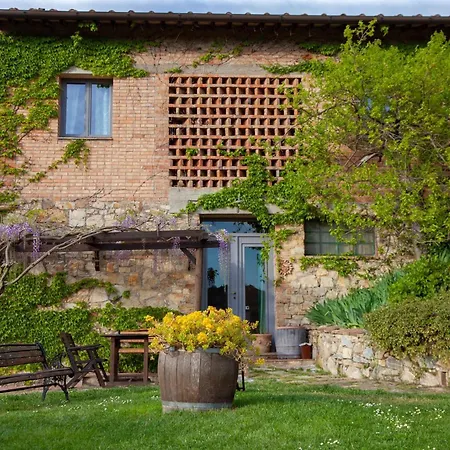 Agriturismo & Winery Il Bacio *
