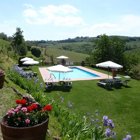 Farm stay Agriturismo & Winery Il Bacio *